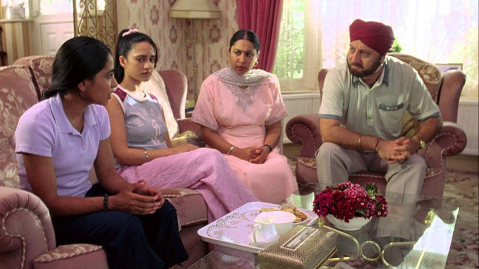 7 Struggles of Being THE ELDEST in Your Family